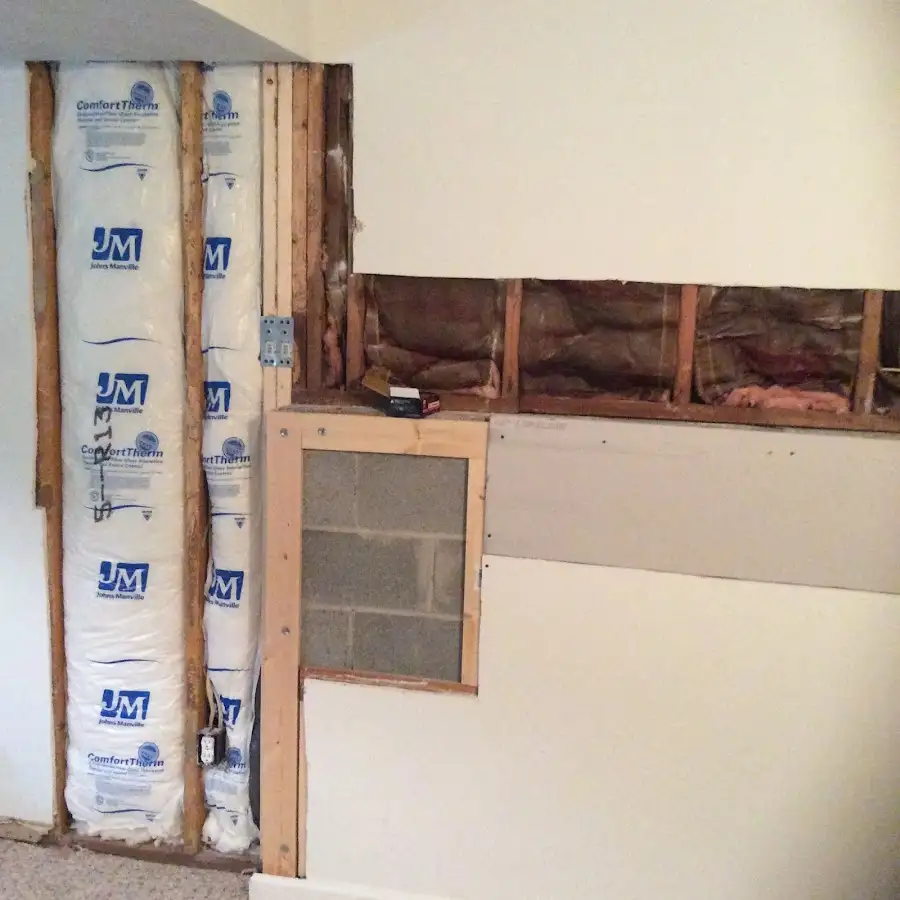 Wall insulation replacement during Structural Drying in Linden